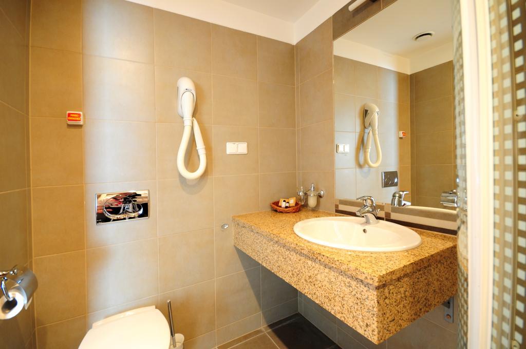 Rezydencja Belweder Klonowa Bed & Breakfast