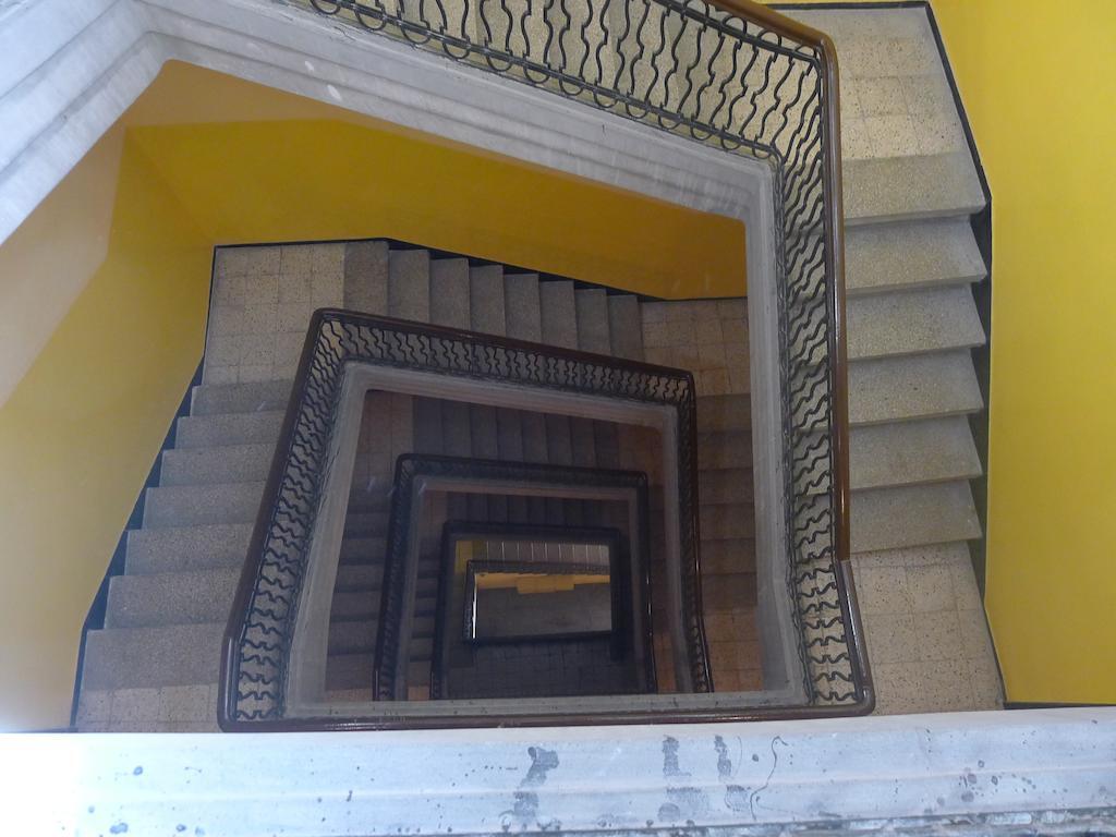 Rynek Starego Miasta Apartament *