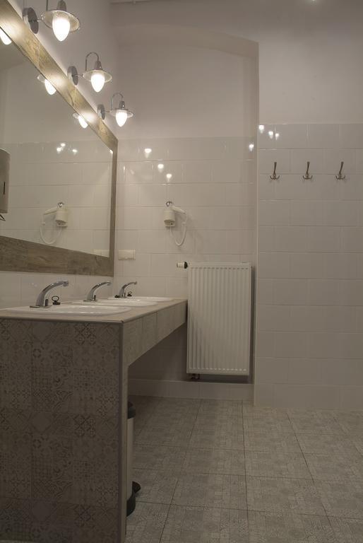 Lwowska 11 Hostel
