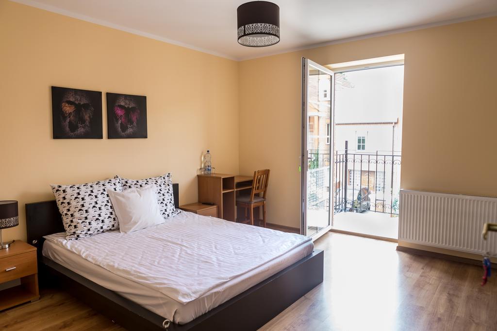 Jeziorki 71 Bed & Breakfast