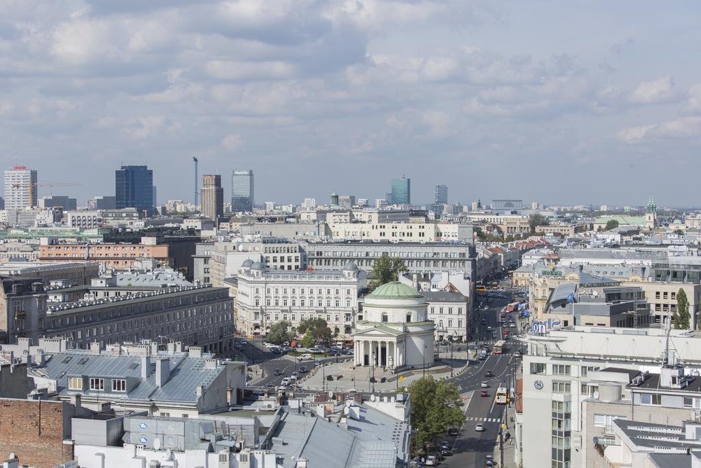 Apartment Wiejska 9 *