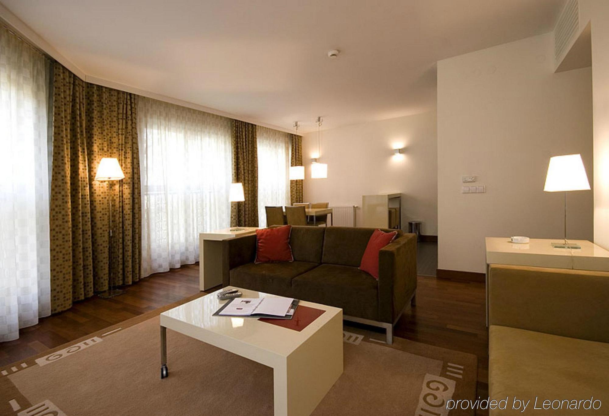 Mamaison Diana Khách sạn hẻo lánh Warsaw
