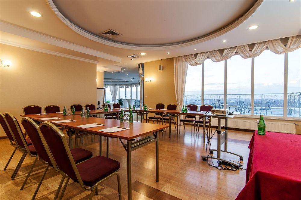 Lord - Airport 4* Warsaw