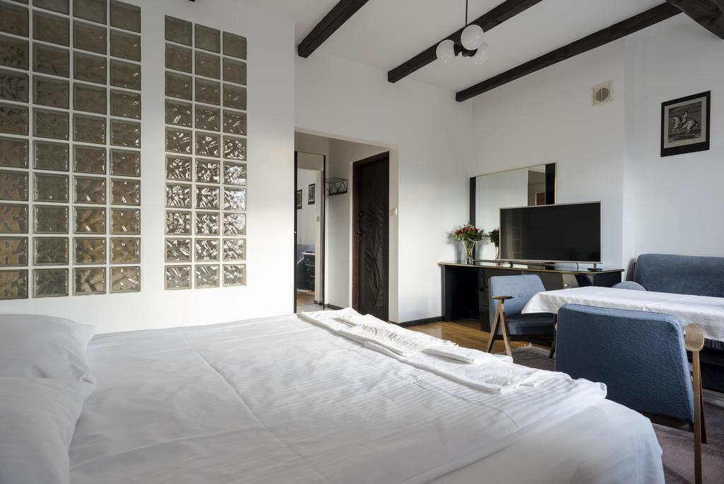 Gosciniec Exclusive Homestay Warsaw