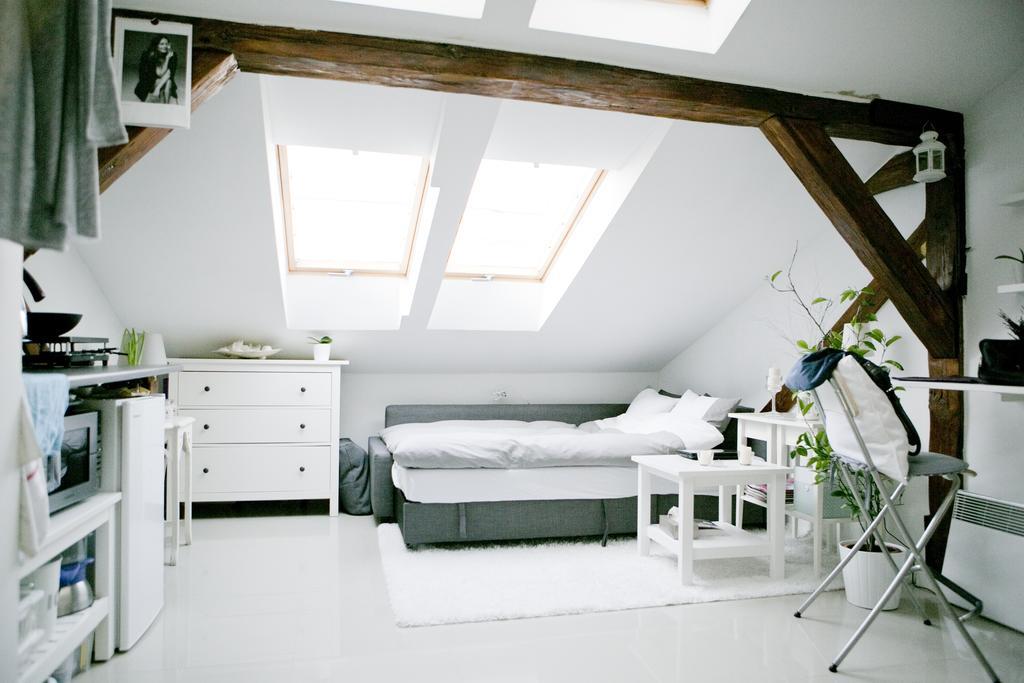 Hoza Attic * Varsóvia