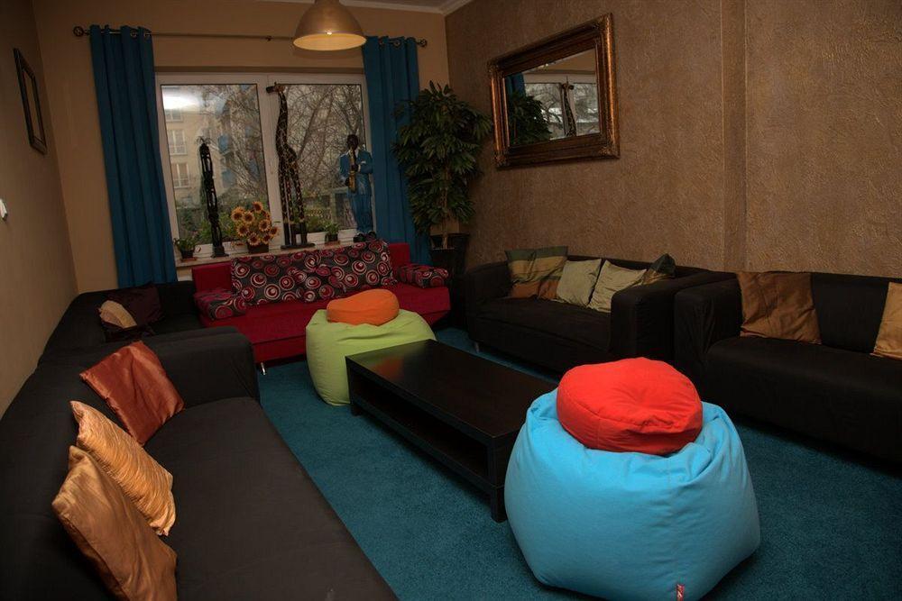 Krokodyl Albergue *