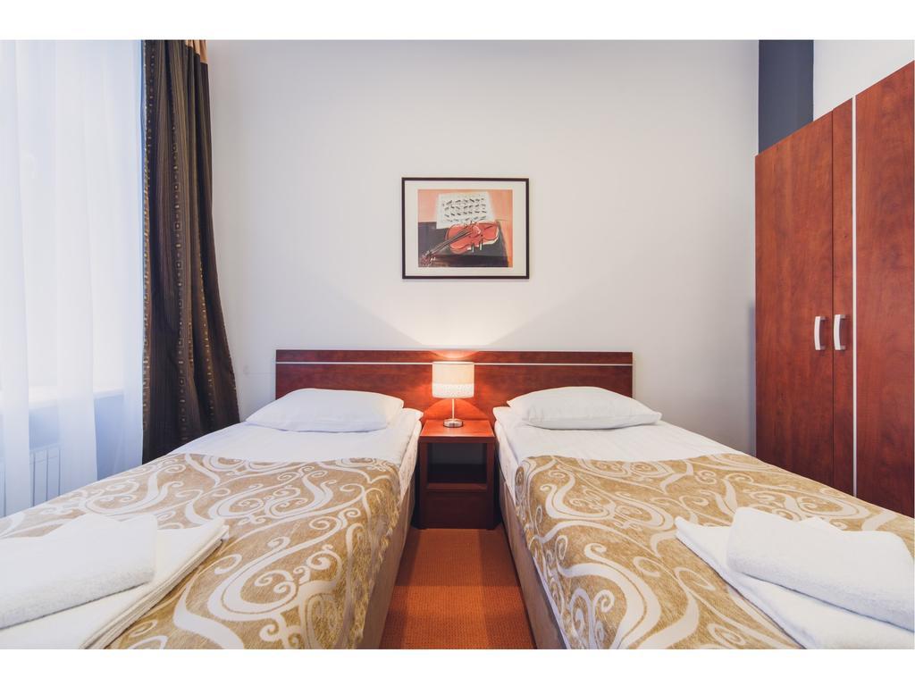 Hotel Chmielna Warsaw 2*