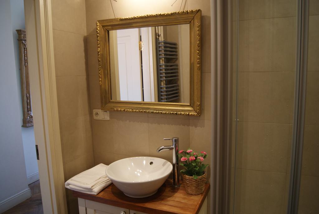 Apartment Castle Square Z Widokiem Na Plac Zamkowy I Zamek Krolewski Warsaw