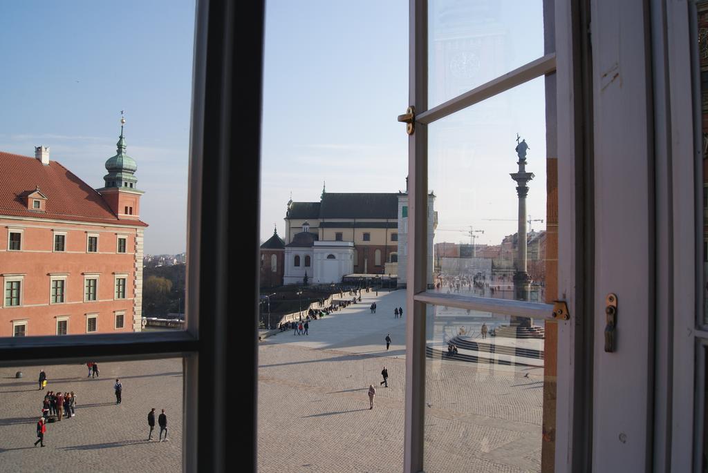 Castle Square Z Widokiem Na Plac Zamkowy I Zamek Krolewski Apartment *