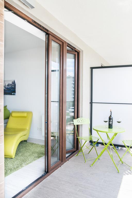 Bizapartments - Modern Flats With Parking *