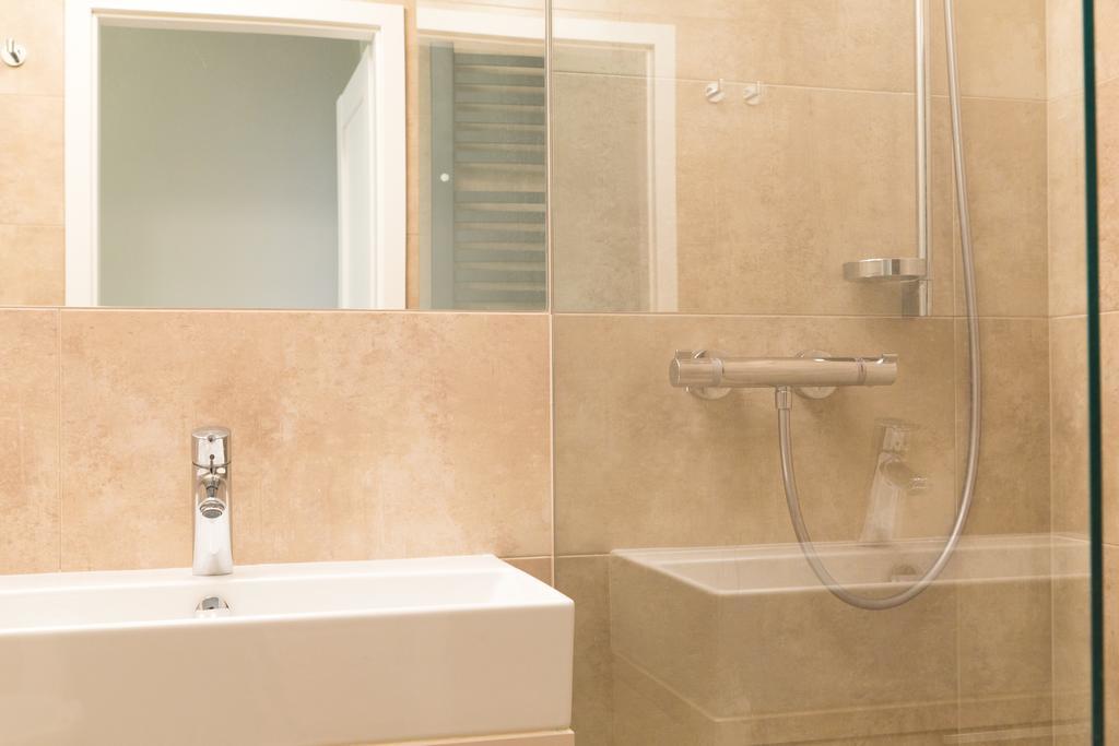 Apartment Goodnight Warsaw Apartments - Kredytowa 2 *