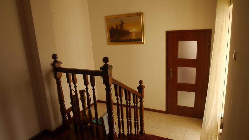 Hostel Leonik