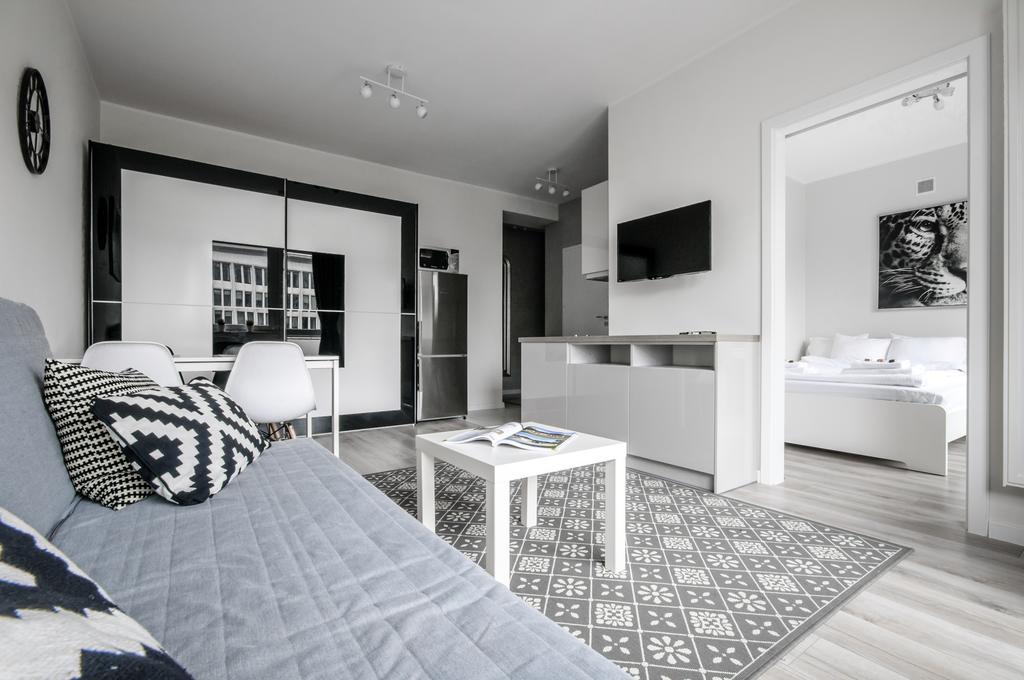 Apartament Centrum Zurawia Apartamento *