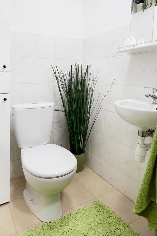 Lovely Garden Flat Near Royal Park