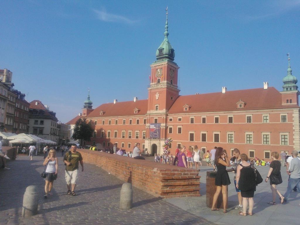 Apartment Nowiniarska Near The Old Town Apartment Warsaw