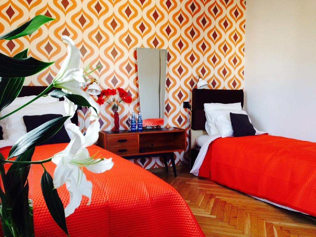 Bed & Breakfast Przystanek Mdm Bed&breakfast Warsaw