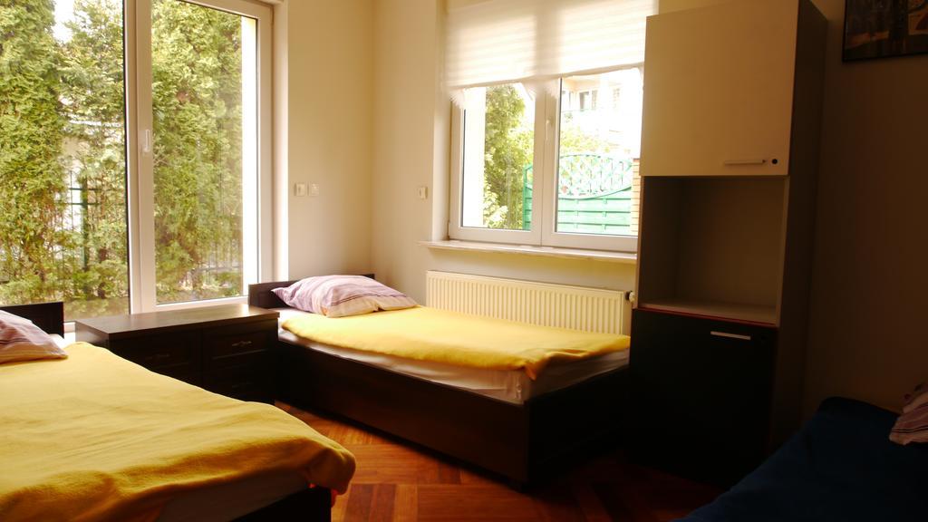 Leonik Hostel