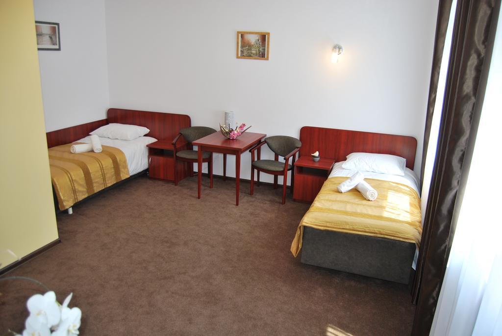 Victoria 3* Warsaw