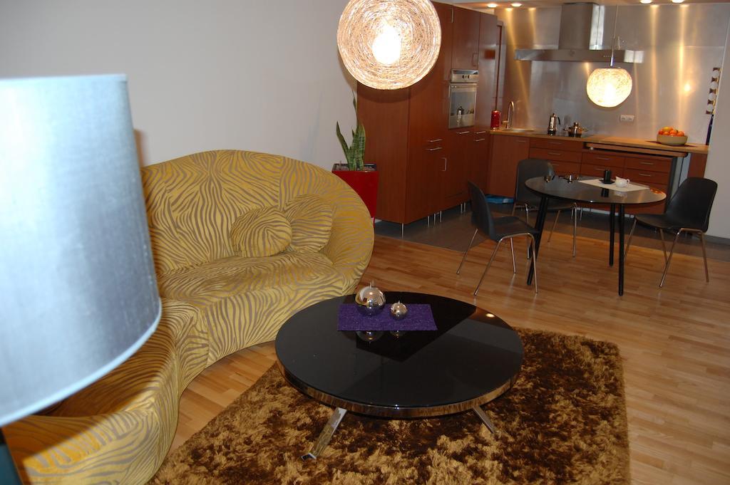 Apartment Bobrowiecka Warsaw