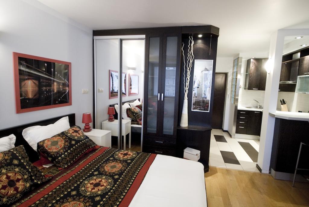 Apartament Warsawrent Hit