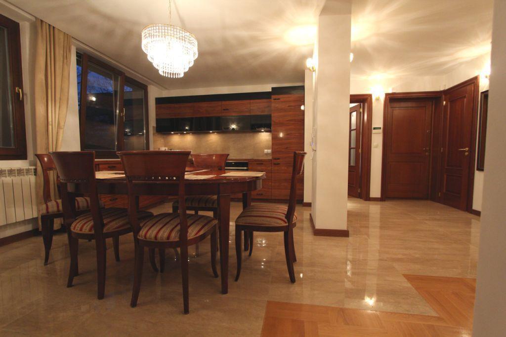 Apartment Nowiniarska Near The Old Town Warsaw