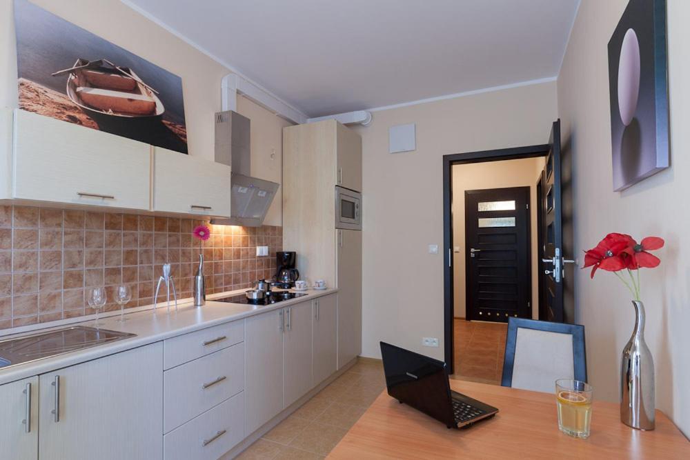 City Aparthotel Wola 3*