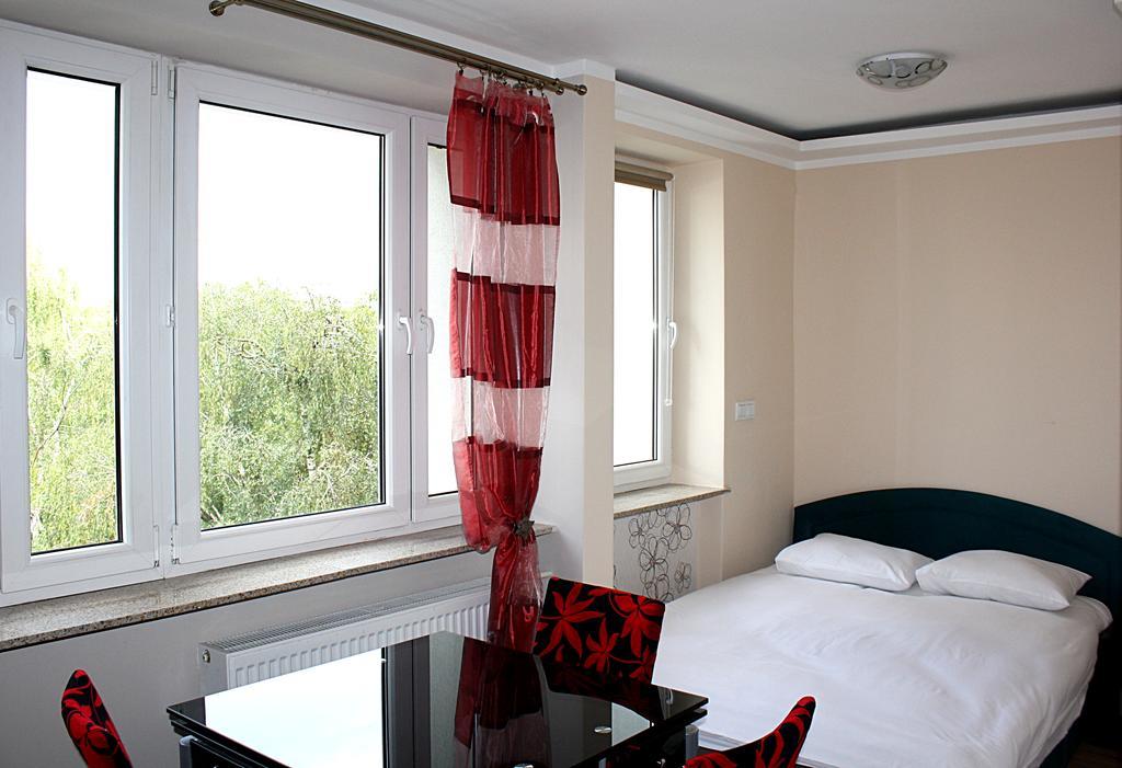 Apartment Smartapart - Ul. Emilii Plater 55 Warsaw