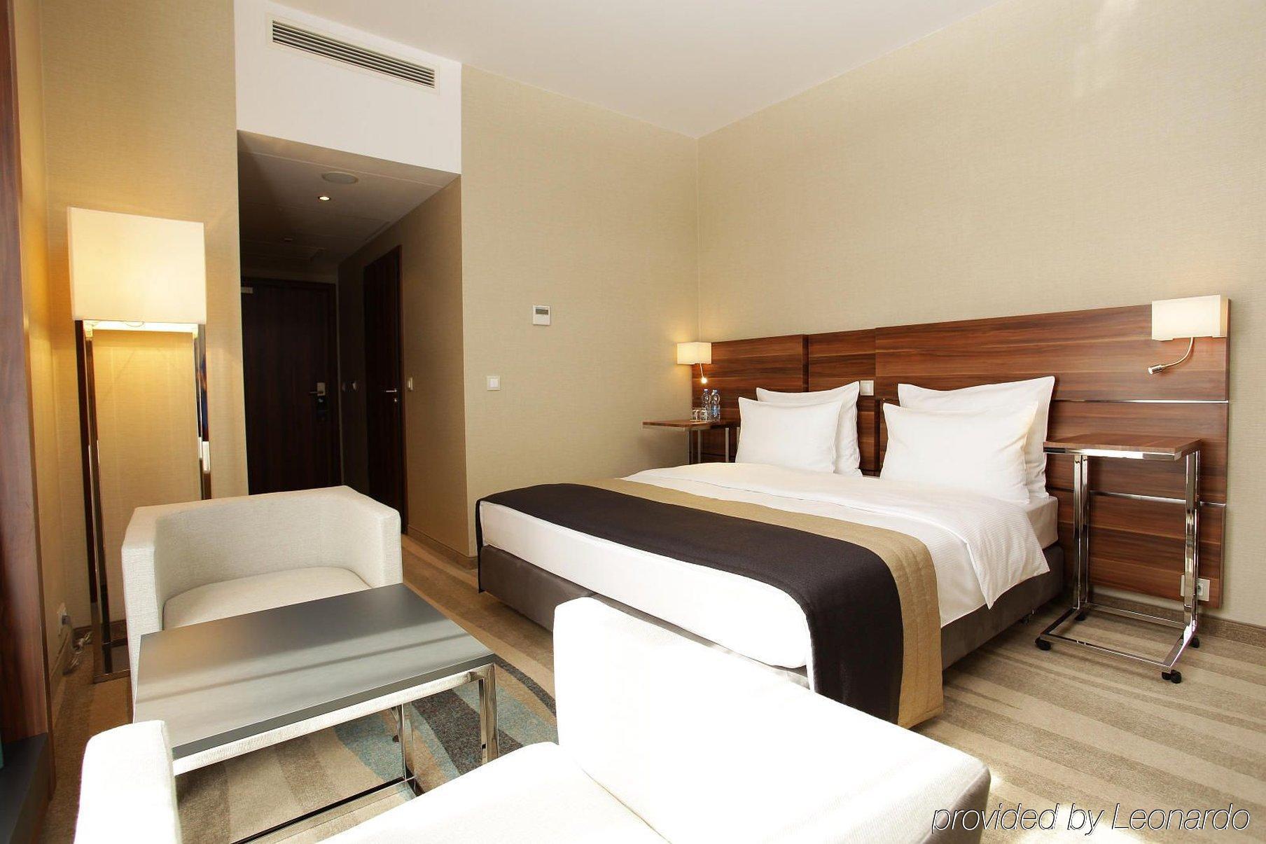 Hotel Plaza 4*