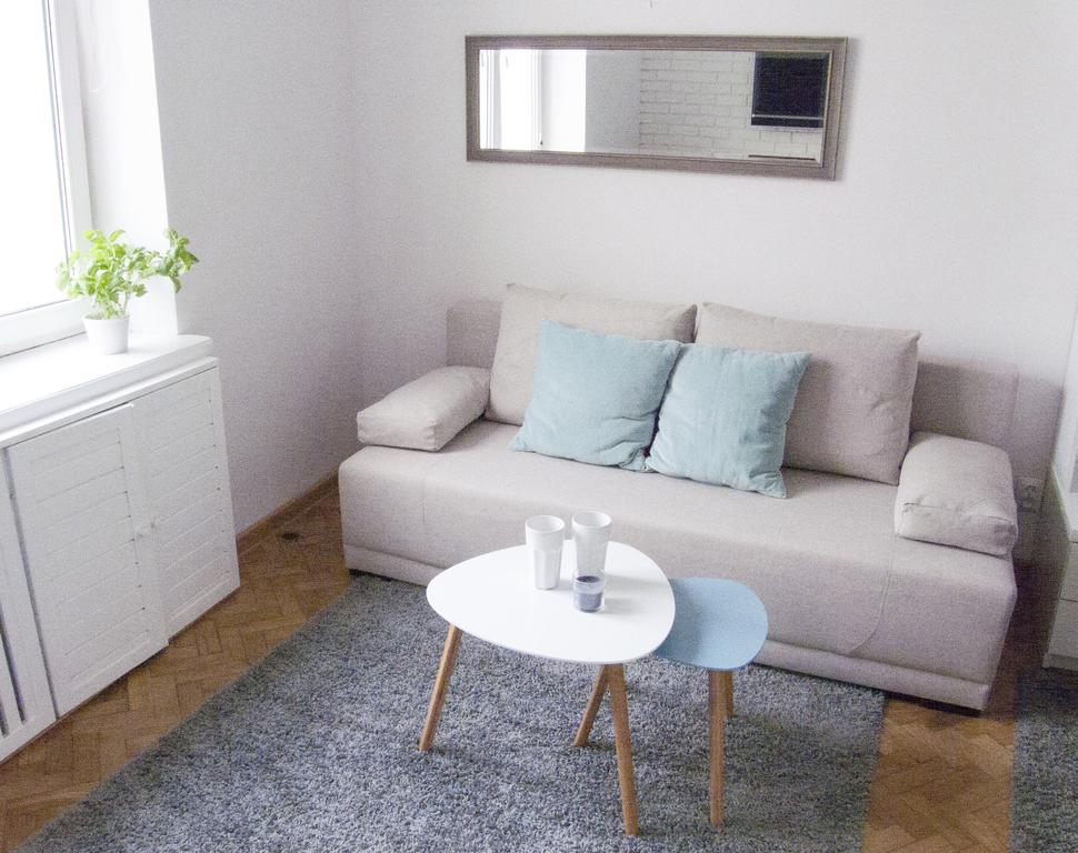 Studio In Heart Of Apartment *