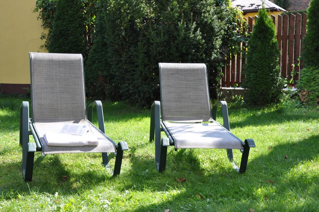 Be Well 3-rooms With Parking And Garden Apartment *