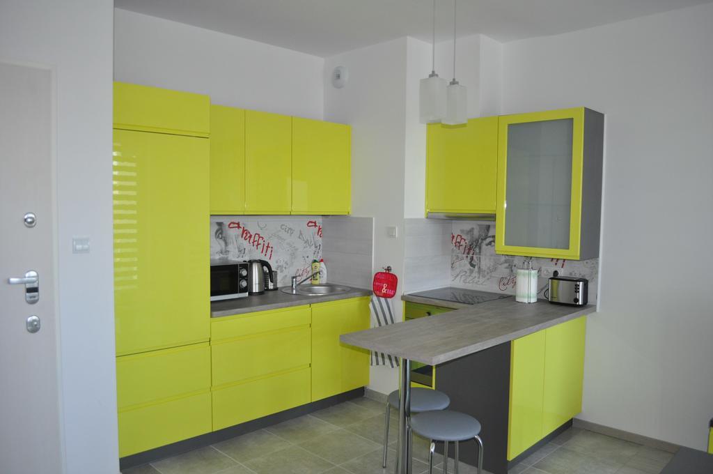 Apartment Pop Art