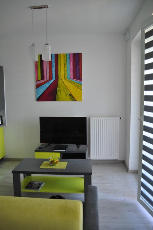 Apartment Pop Art *