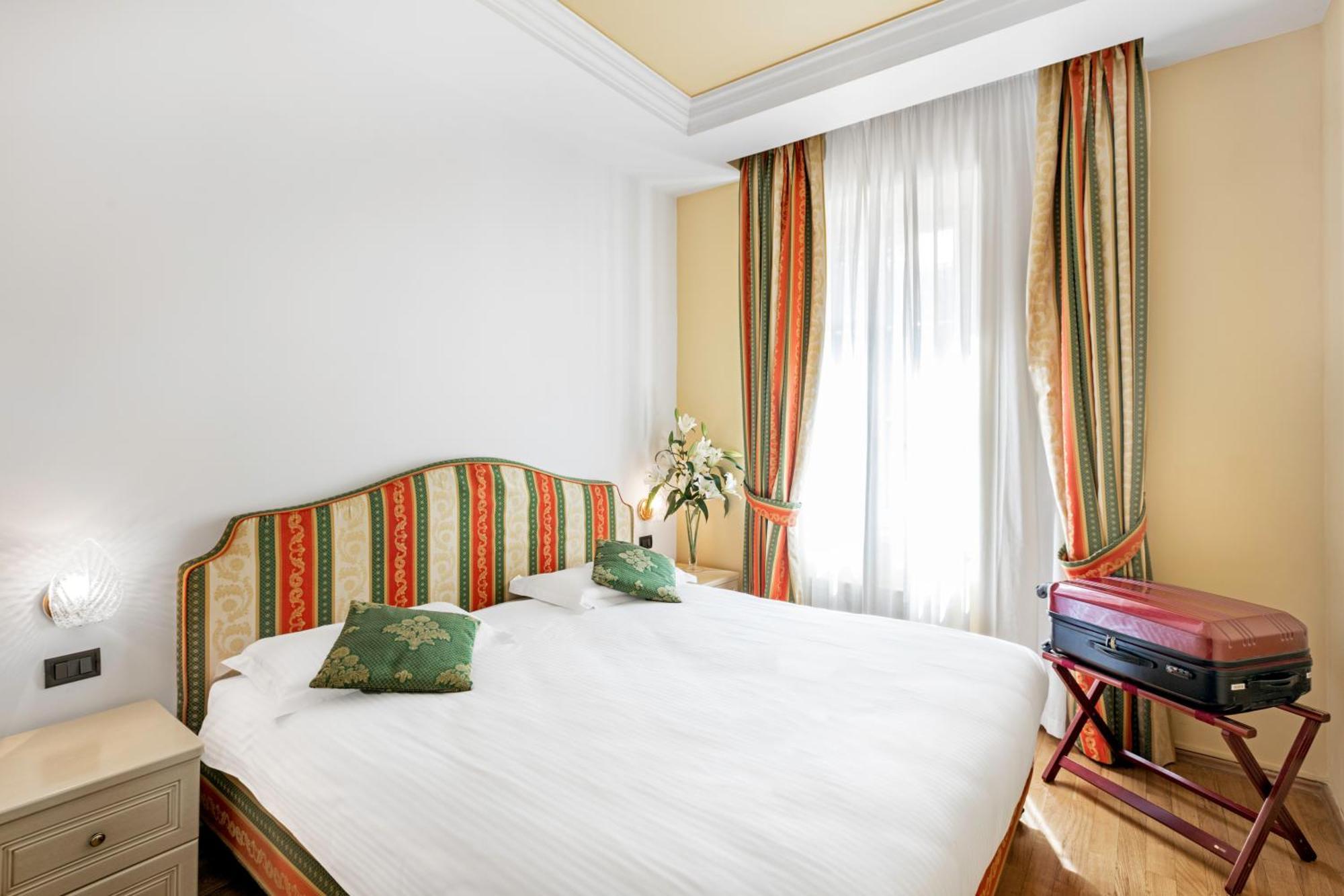 St. Andrew's Palace Aparthotel