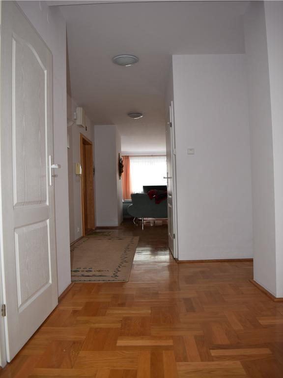 Dgm Apartment Warsaw