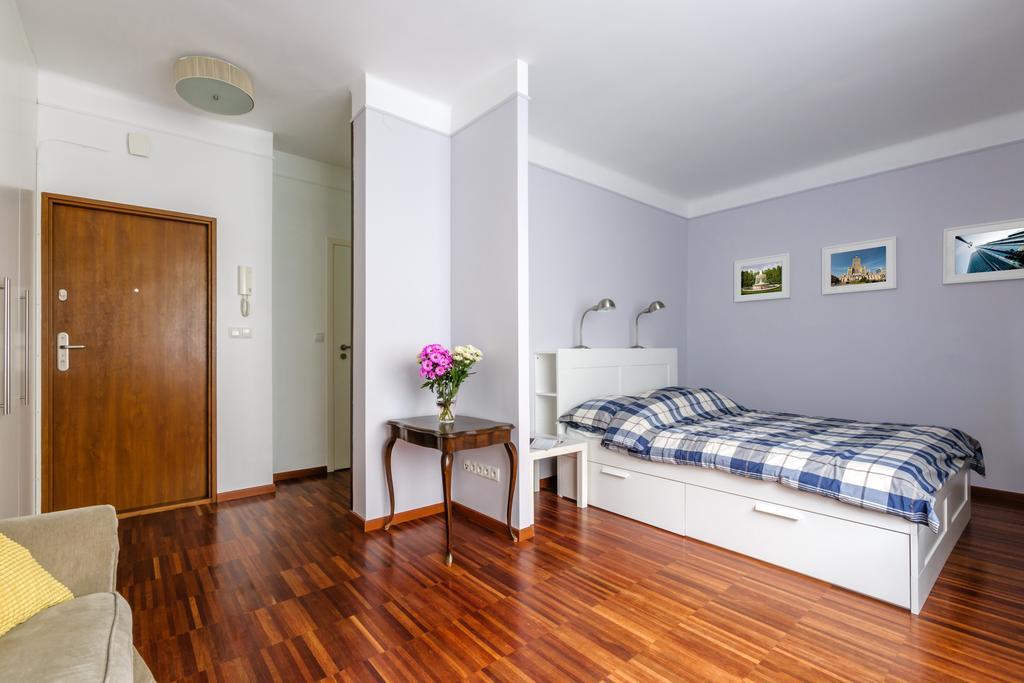 Apartament Plac Zbawiciela - Natolińska 2 Apartament *