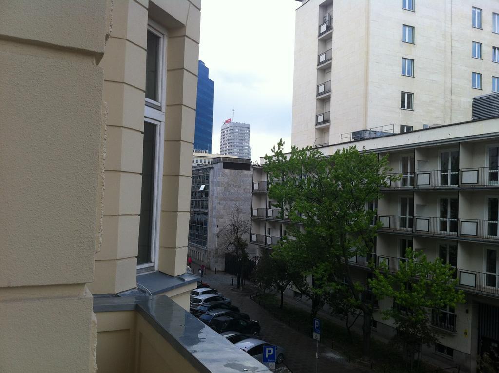 Luxury Design Nowy Swiat Apartment Warsaw