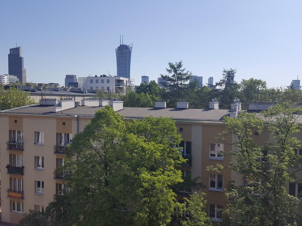 Apartment Labo Wola Warschau
