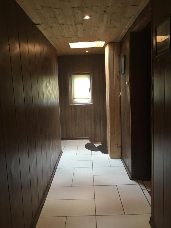 Pokoje Goscinne Bialy Domek Homestay Warsaw