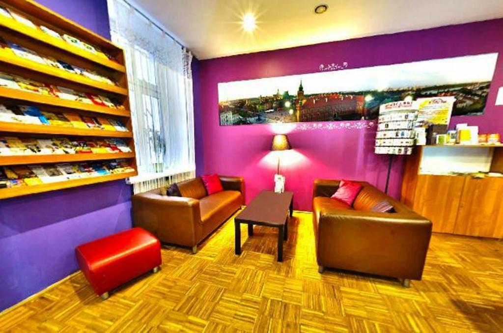 Nathan's Hostel *