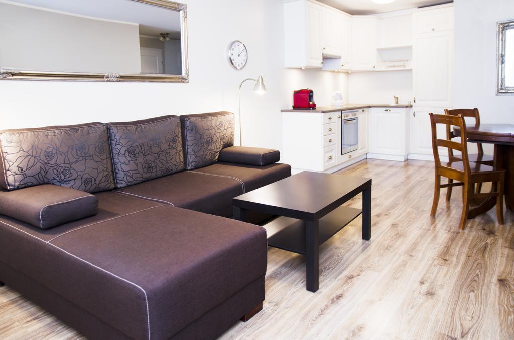 Hosapartments City Center Apartment *