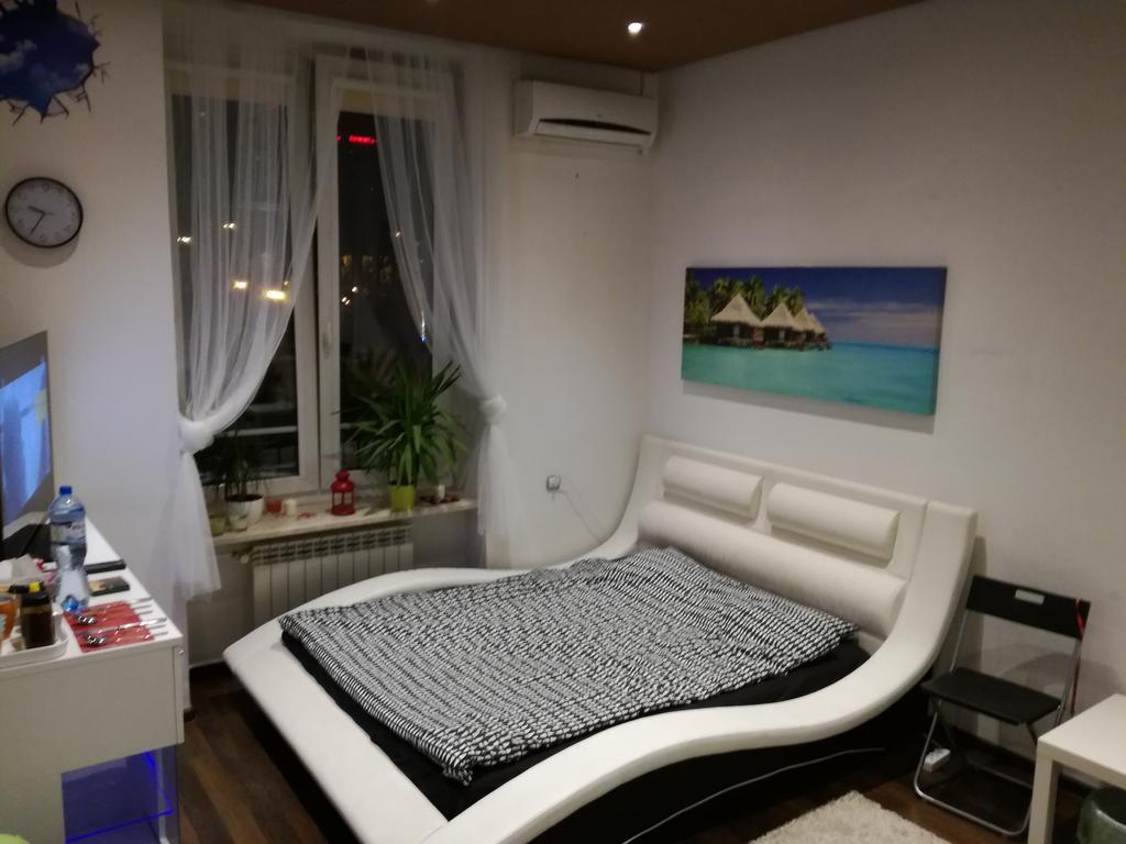 View Premium For Rent Apartment