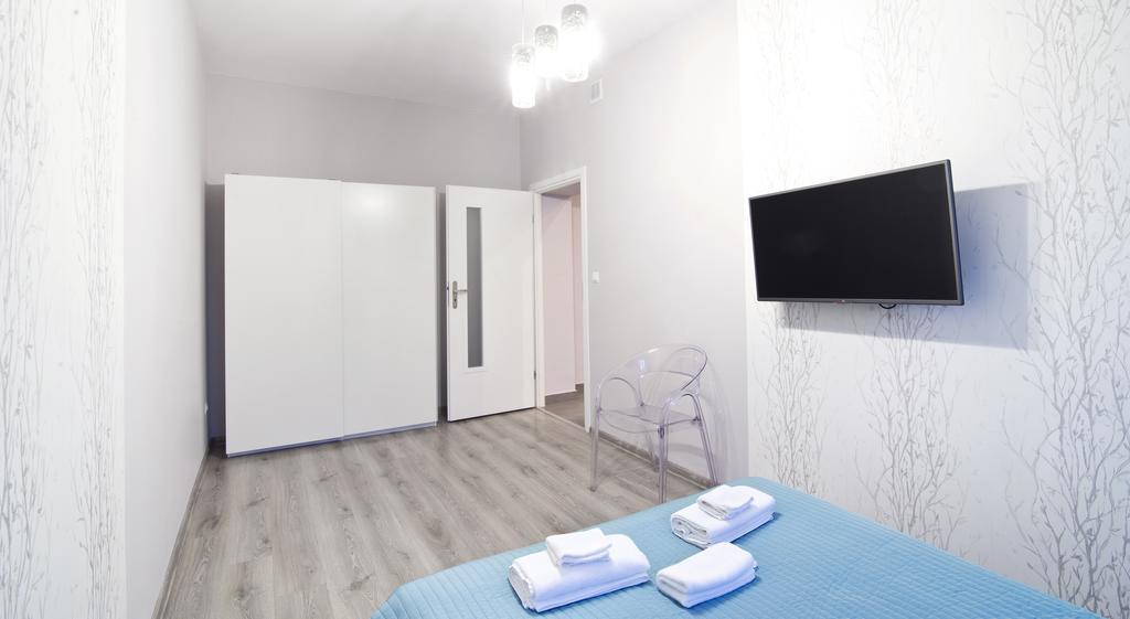 Apartment Goodnight Aleja Jana Pawla Ii 35 Warsaw