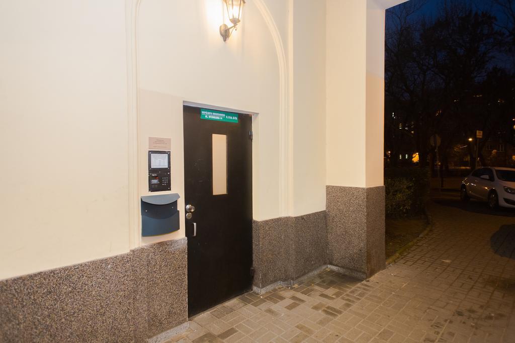 Apartment Wyzwolenia Studio For 3 *