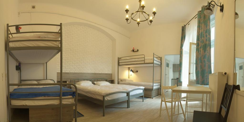 Lwowska 11 Hostel
