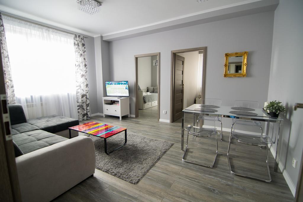 Bright Hoza Apartment