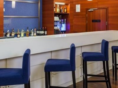 Hampton By Hilton Airport 3*