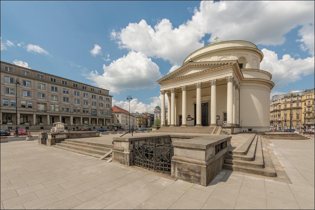 P&O Apartments Plac Trzech Krzyzy * Warsaw