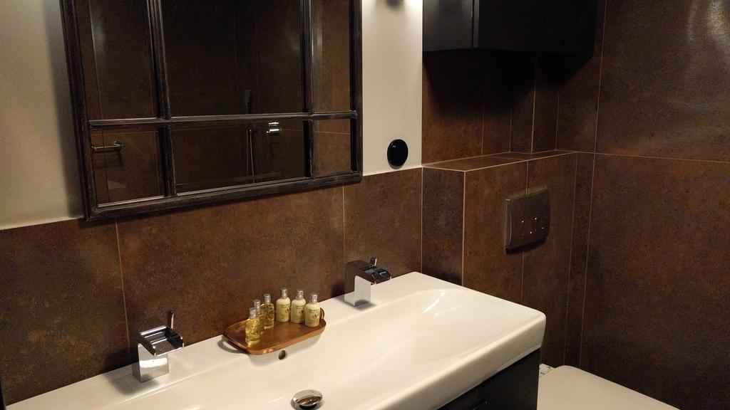 Apartment Nikola Tesla By Mythings Warsaw