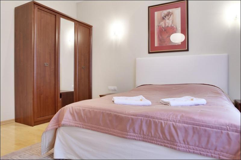 P&o Niemcewicza 3*