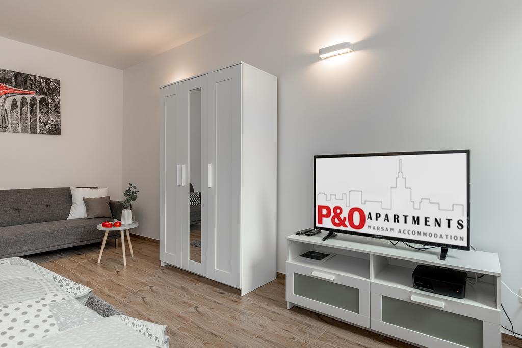 P&o Metro Politechnika * Warszawa